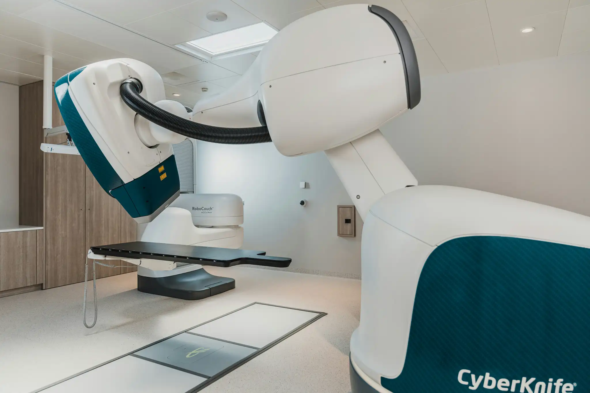 accuray-machine